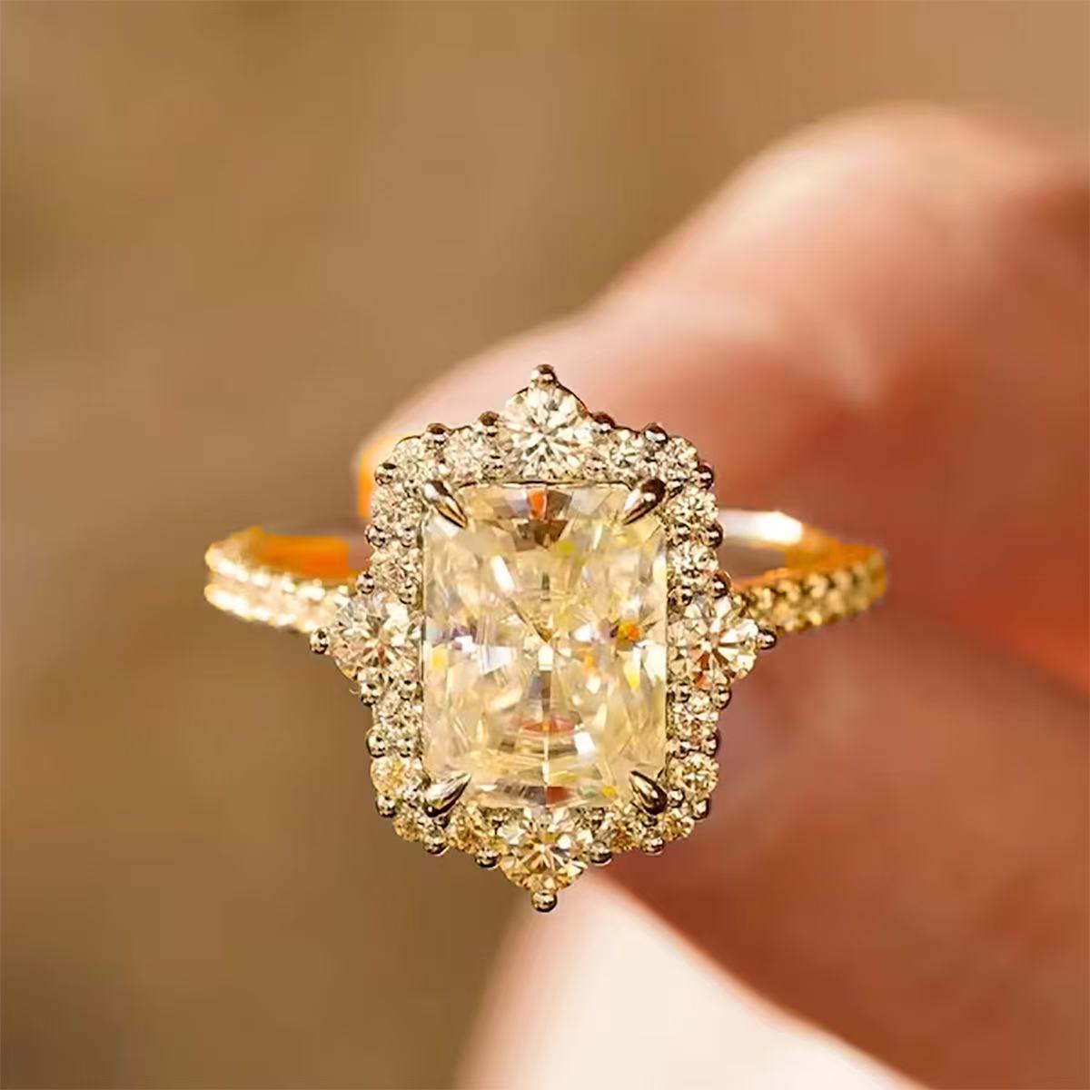 Rectangular Diamond Graceful And Fashionable Ring